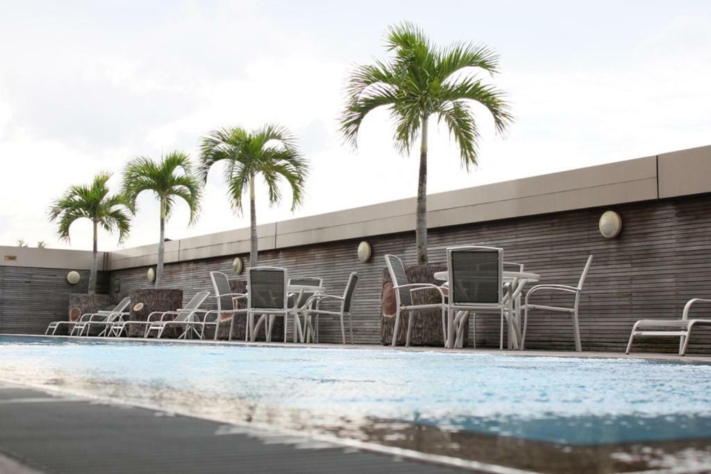 Imperial Palace Hotel Miri Kültér fotó