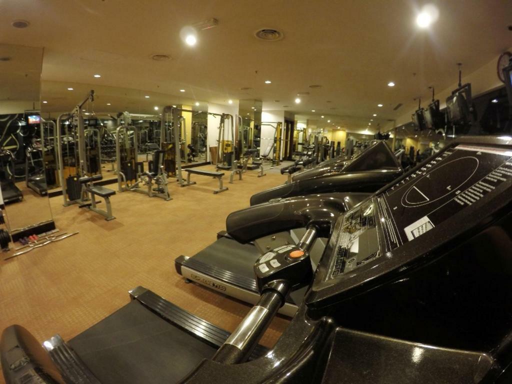 Imperial Palace Hotel Miri Kültér fotó